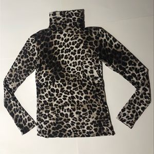 4- Fabrizio Gianni Dark brown and beige cheetah turtleneck